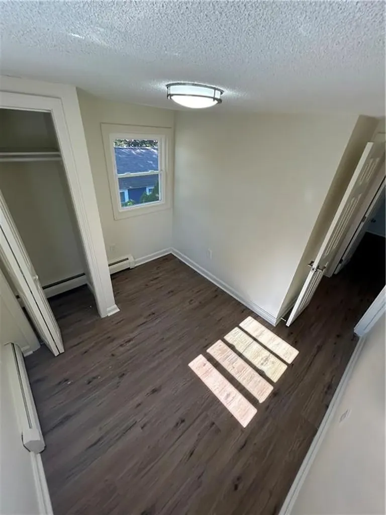 233 Coburn Street Warwick RI 02889