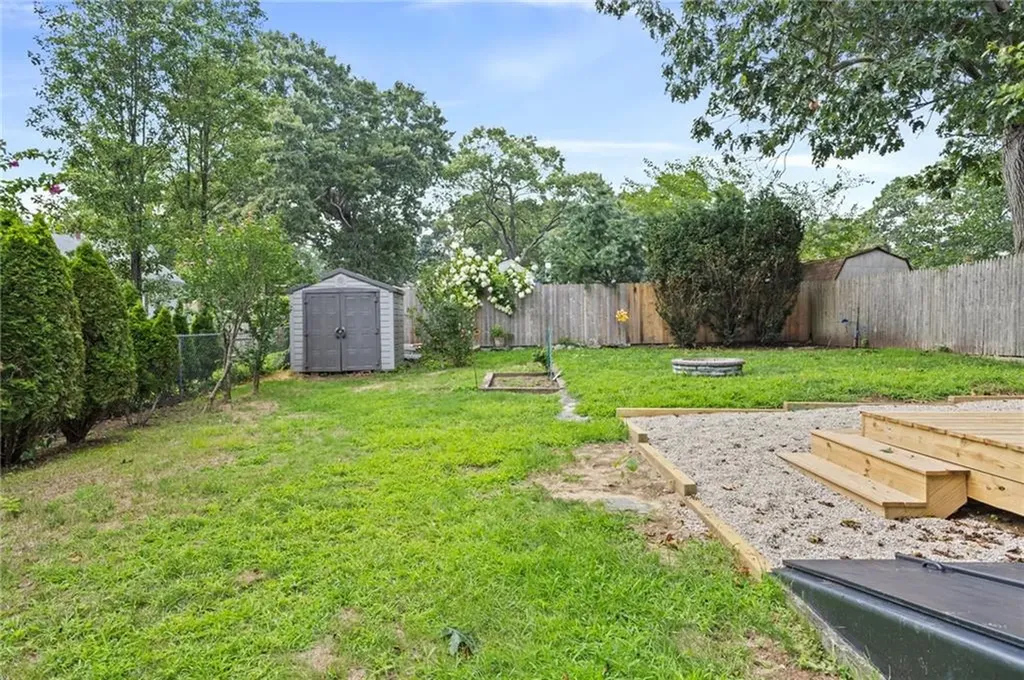 233 Coburn Street Warwick RI 02889