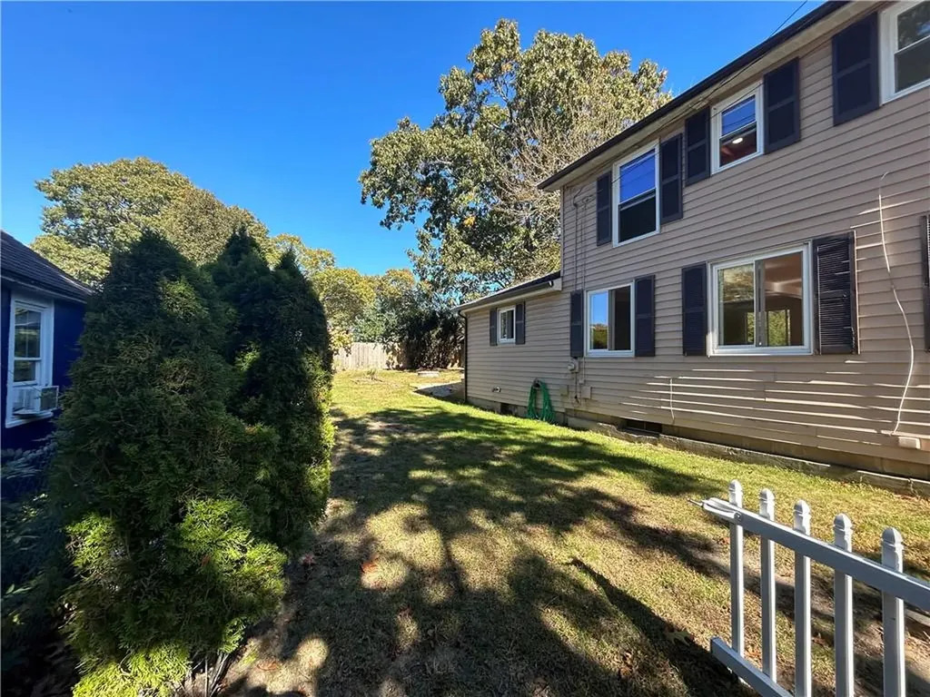 233 Coburn Street Warwick RI 02889