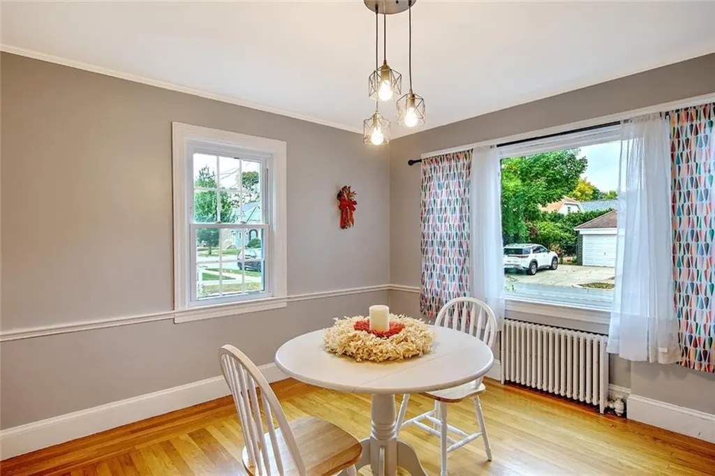 195 Modena Avenue Providence RI 02908