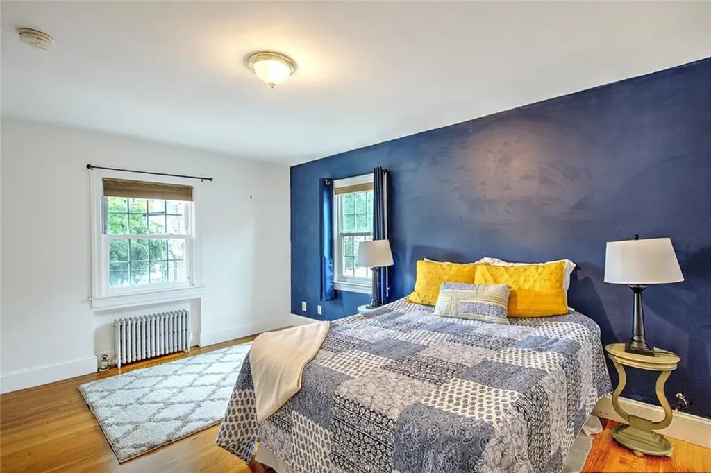 195 Modena Avenue Providence RI 02908