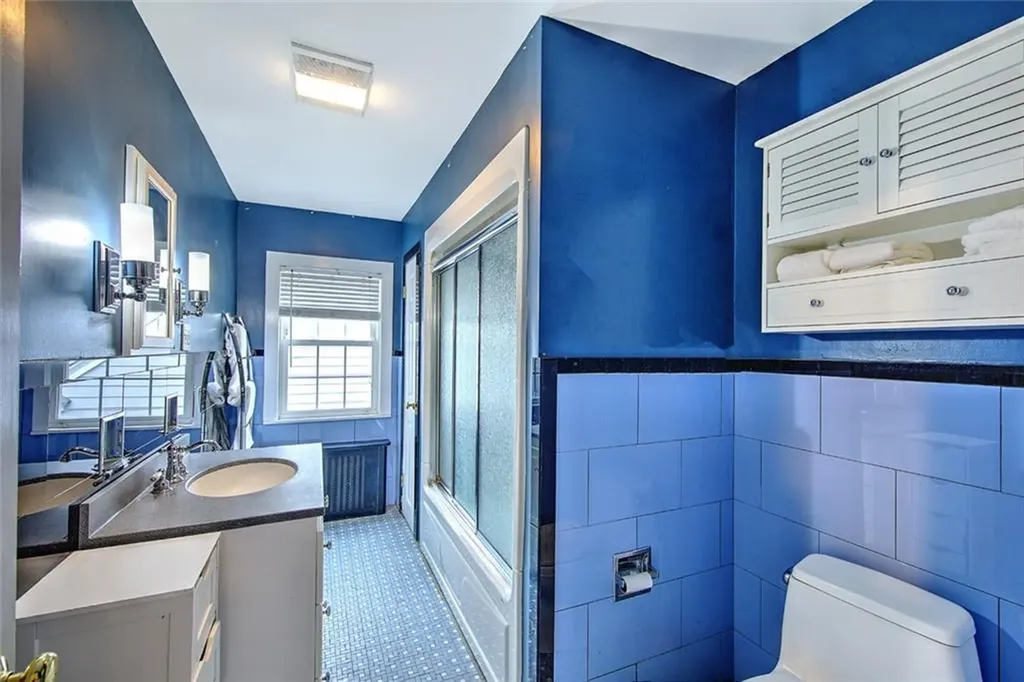 195 Modena Avenue Providence RI 02908