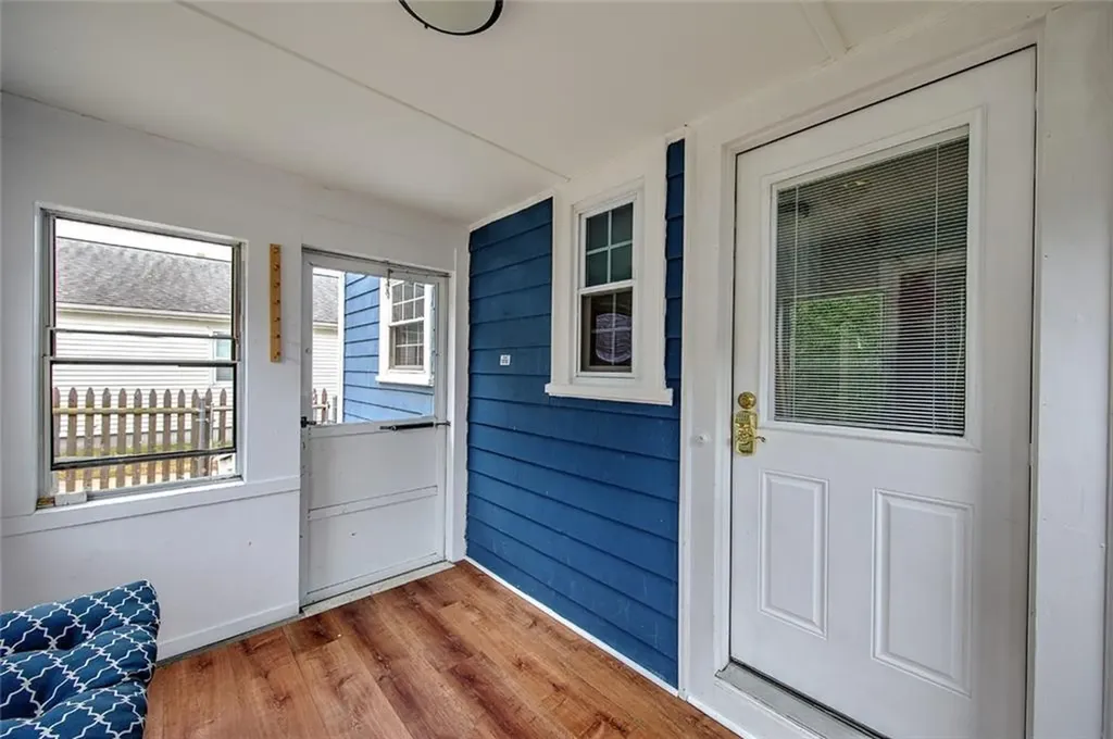 195 Modena Avenue Providence RI 02908