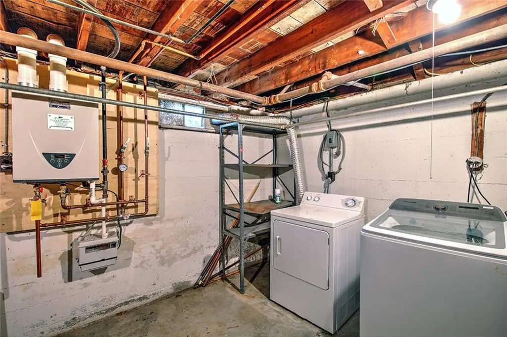 195 Modena Avenue Providence RI 02908