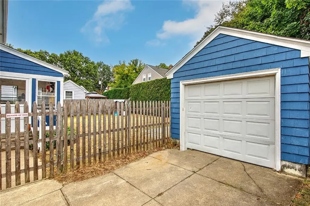 195 Modena Avenue Providence RI 02908