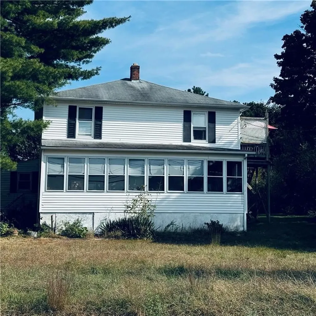 2044 New London Turnpike Coventry RI 02816