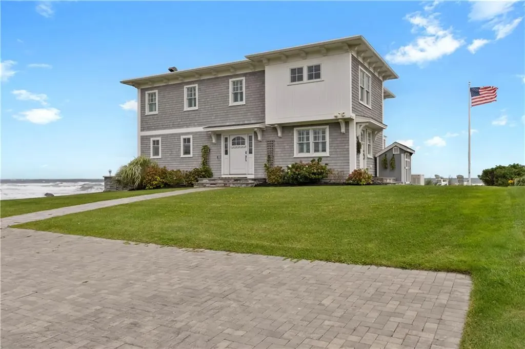 49 Major Arnold Road Narragansett RI 02882