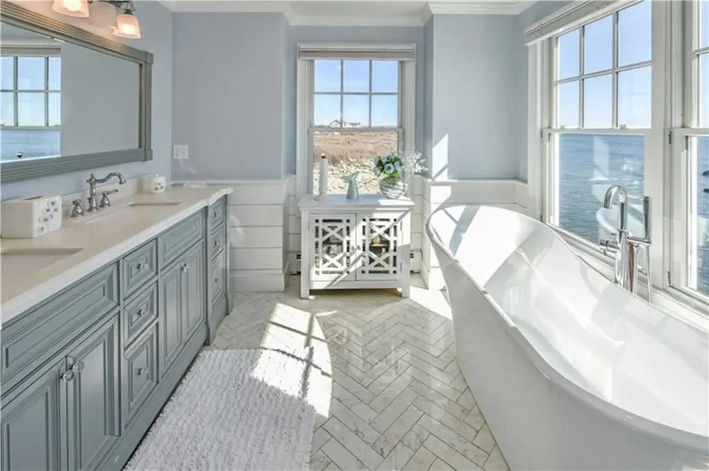 49 Major Arnold Road Narragansett RI 02882