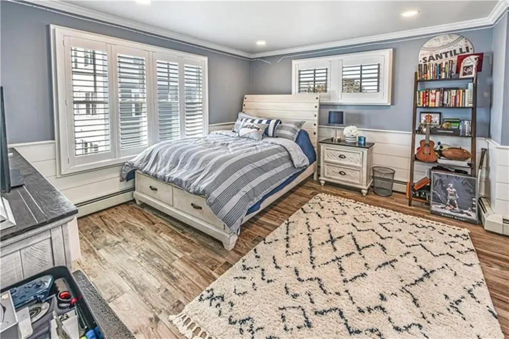 49 Major Arnold Road Narragansett RI 02882