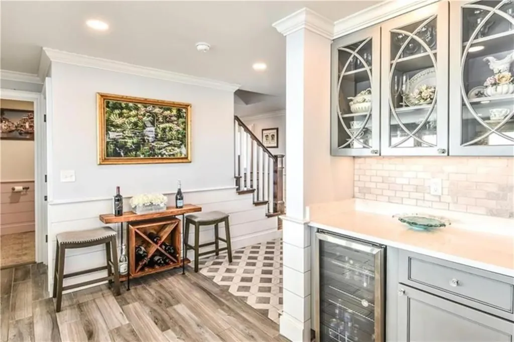 49 Major Arnold Road Narragansett RI 02882