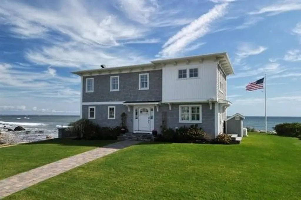 49 Major Arnold Road Narragansett RI 02882