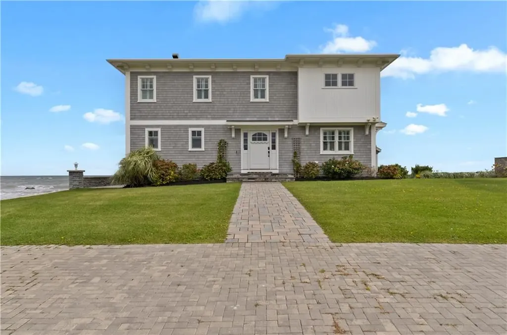 49 Major Arnold Road Narragansett RI 02882