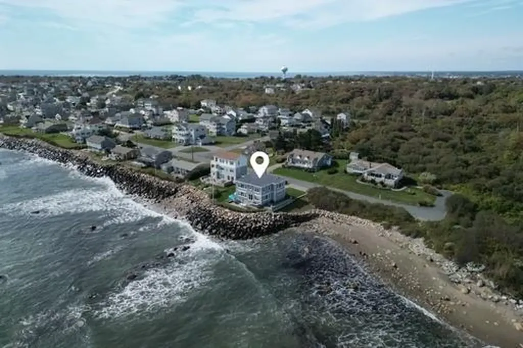 49 Major Arnold Road Narragansett RI 02882