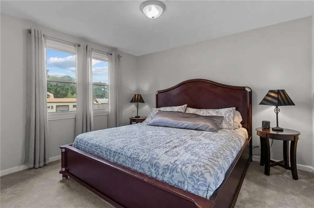 130 Pinnery Avenue Warwick RI 02886