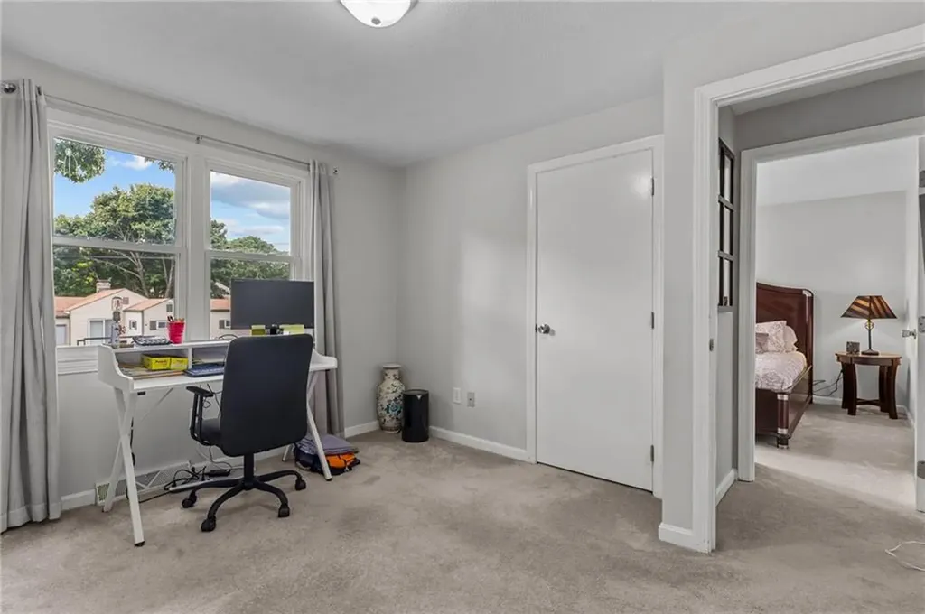 130 Pinnery Avenue Warwick RI 02886