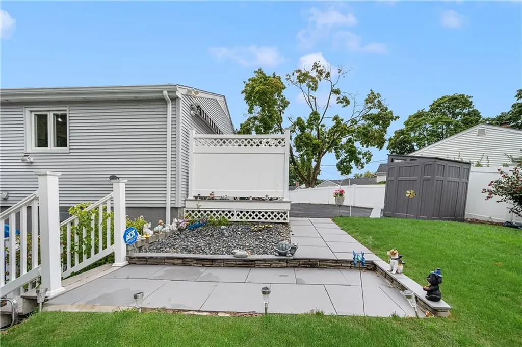 10 Doran Drive Pawtucket RI 02861