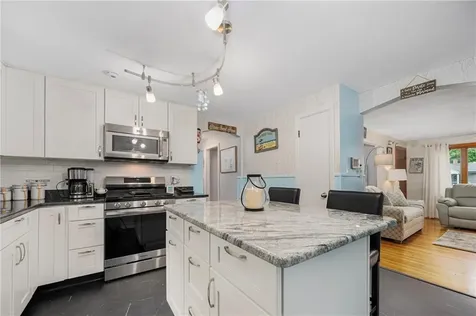 10 Doran Drive Pawtucket RI 02861