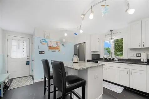 10 Doran Drive Pawtucket RI 02861