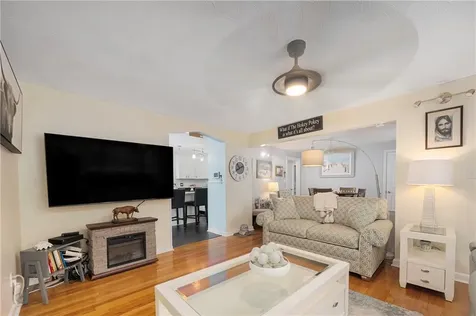 10 Doran Drive Pawtucket RI 02861