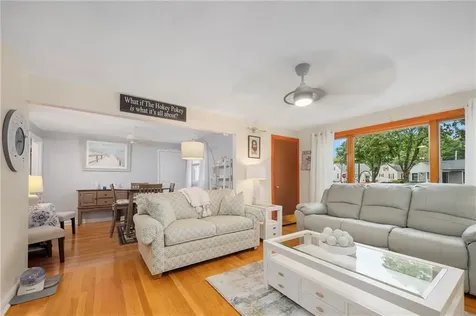 10 Doran Drive Pawtucket RI 02861