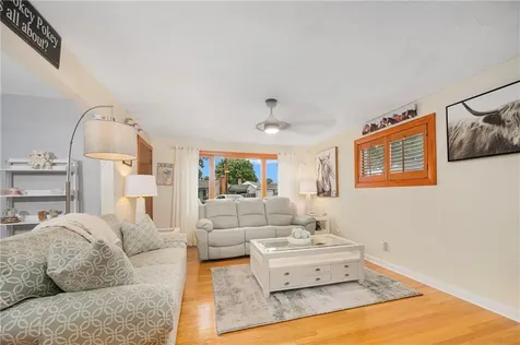 10 Doran Drive Pawtucket RI 02861