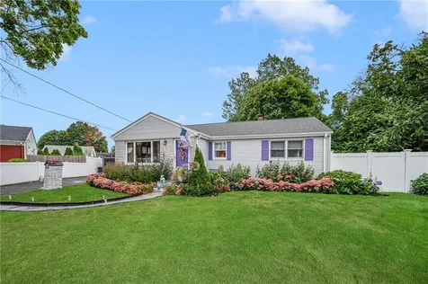 10 Doran Drive Pawtucket RI 02861