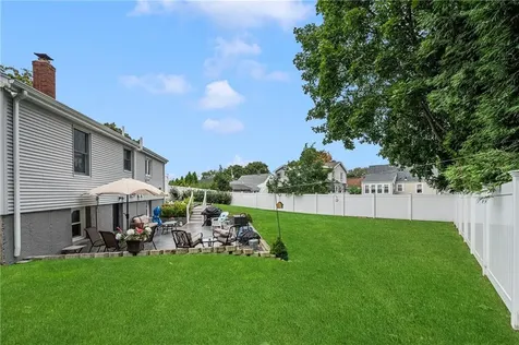 10 Doran Drive Pawtucket RI 02861