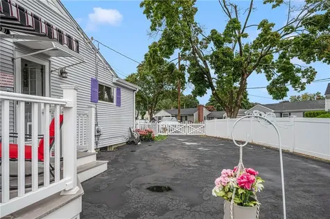 10 Doran Drive Pawtucket RI 02861