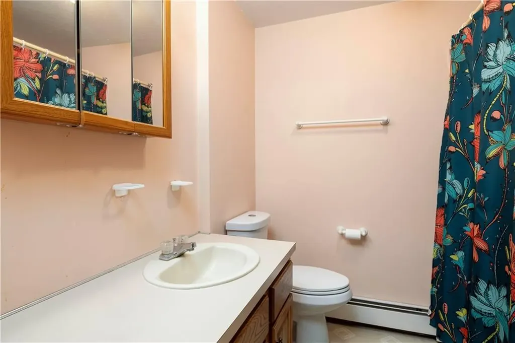 39 Oakridge Drive West Warwick RI 02893
