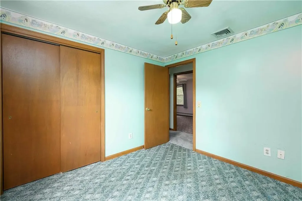 39 Oakridge Drive West Warwick RI 02893