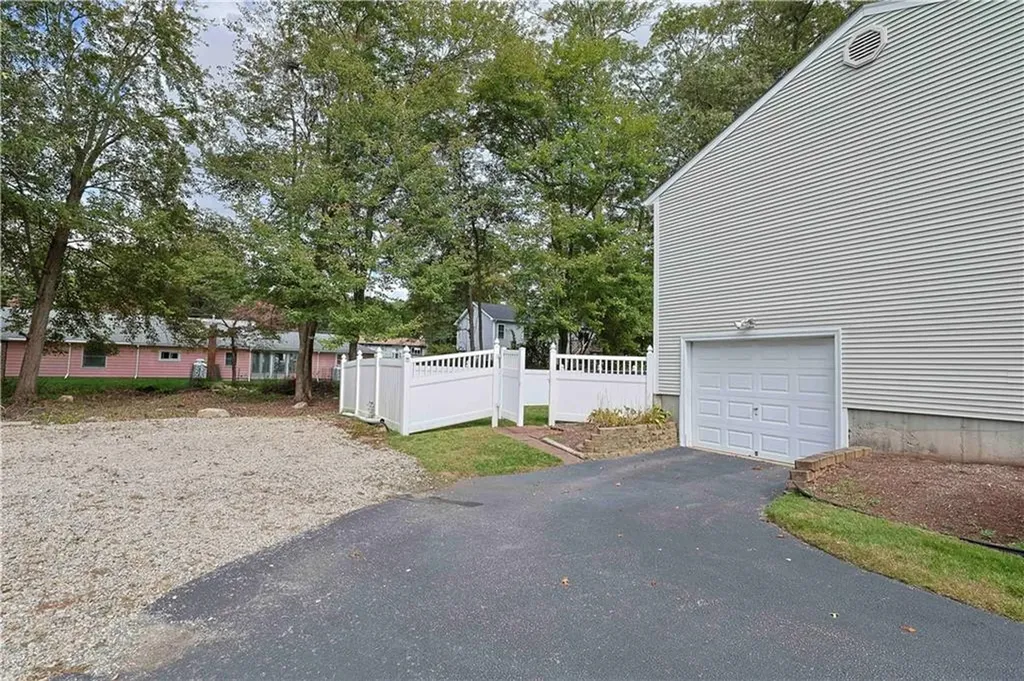 39 Oakridge Drive West Warwick RI 02893