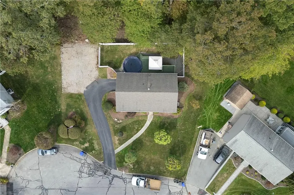 39 Oakridge Drive West Warwick RI 02893