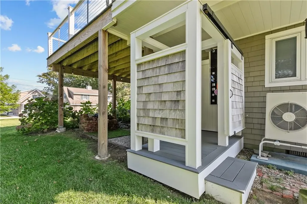 48 Therien Road Portsmouth RI 02871