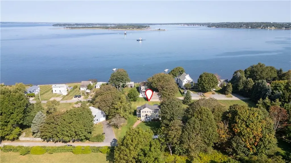 48 Therien Road Portsmouth RI 02871
