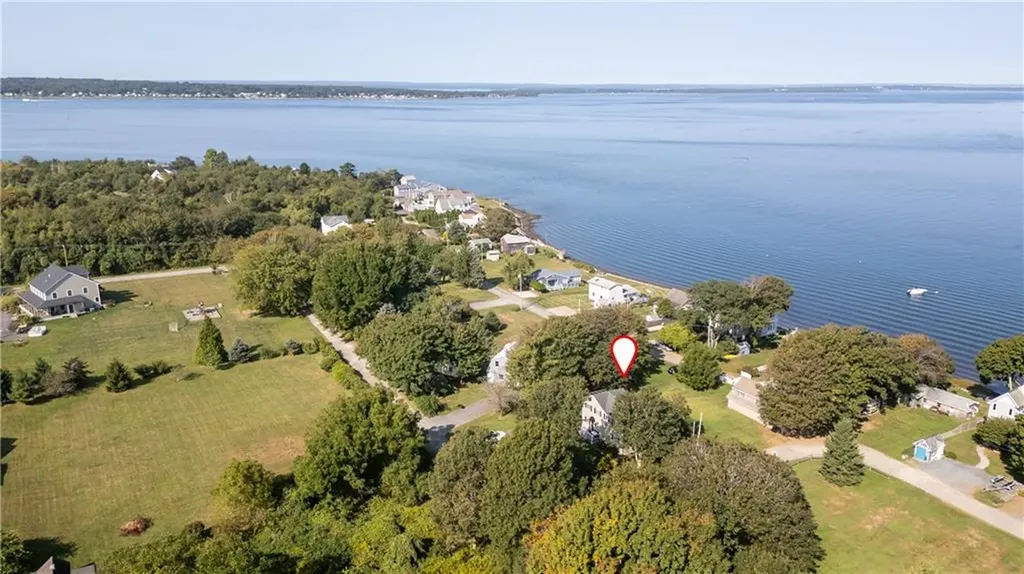 48 Therien Road Portsmouth RI 02871