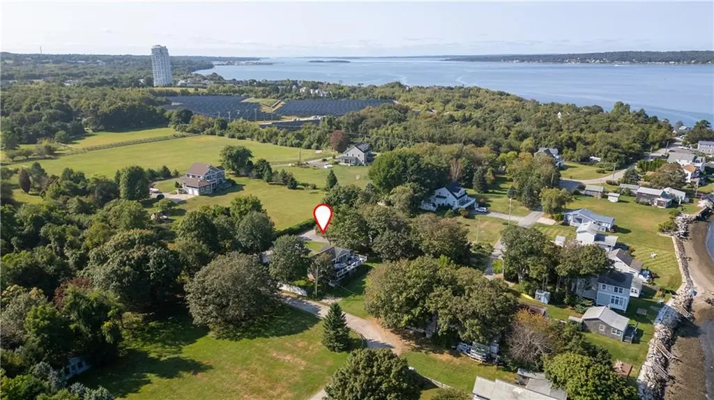48 Therien Road Portsmouth RI 02871