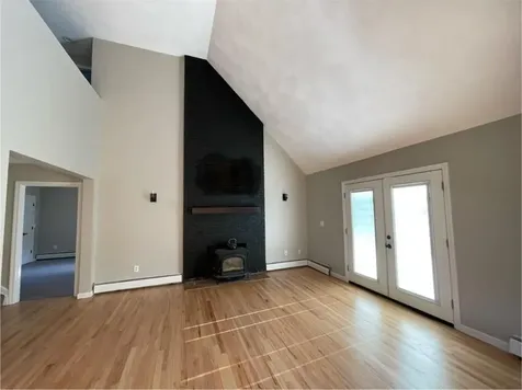 17 Keith Drive Hopkinton RI 02833