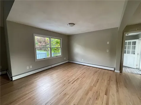 17 Keith Drive Hopkinton RI 02833