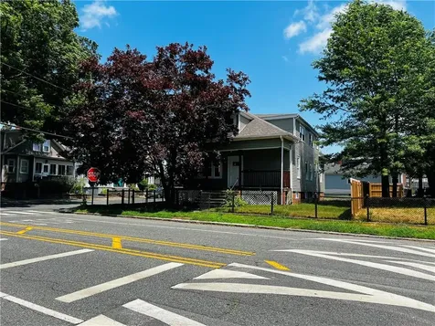 797 Academy Avenue Providence RI 02908