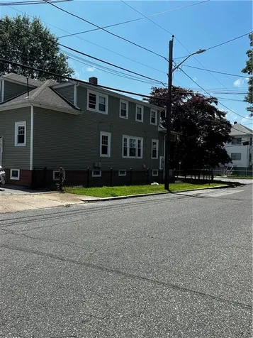 797 Academy Avenue Providence RI 02908