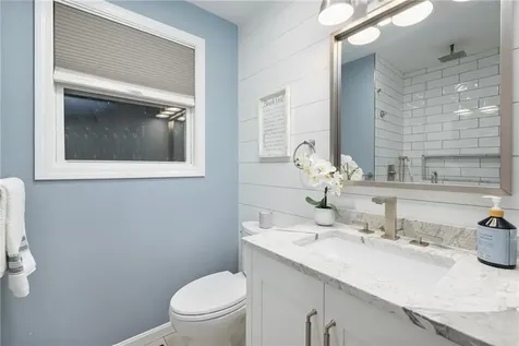 117 Laura Circle Cranston RI 02920