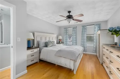 117 Laura Circle Cranston RI 02920