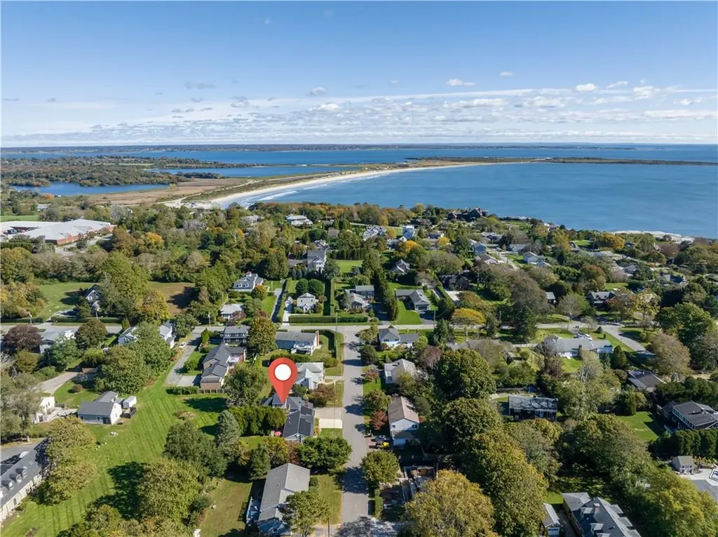 4 James Street Middletown RI 02842