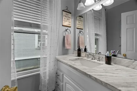 132 Grove Avenue East Providence RI 02914