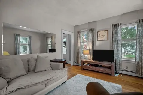 132 Grove Avenue East Providence RI 02914