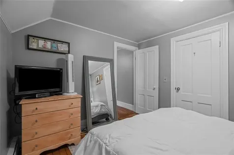 132 Grove Avenue East Providence RI 02914