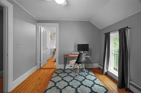 132 Grove Avenue East Providence RI 02914