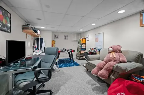 132 Grove Avenue East Providence RI 02914