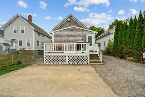 132 Grove Avenue East Providence RI 02914