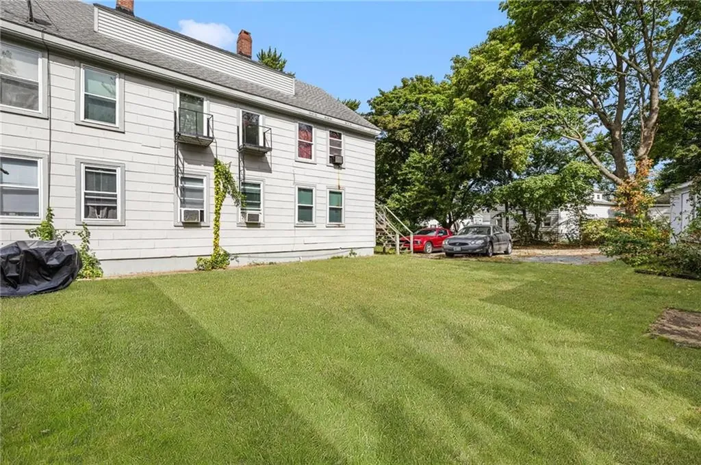 24 Manchester Street West Warwick RI 02893
